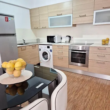 Apartamento Bright With A Sea-view On The First Line